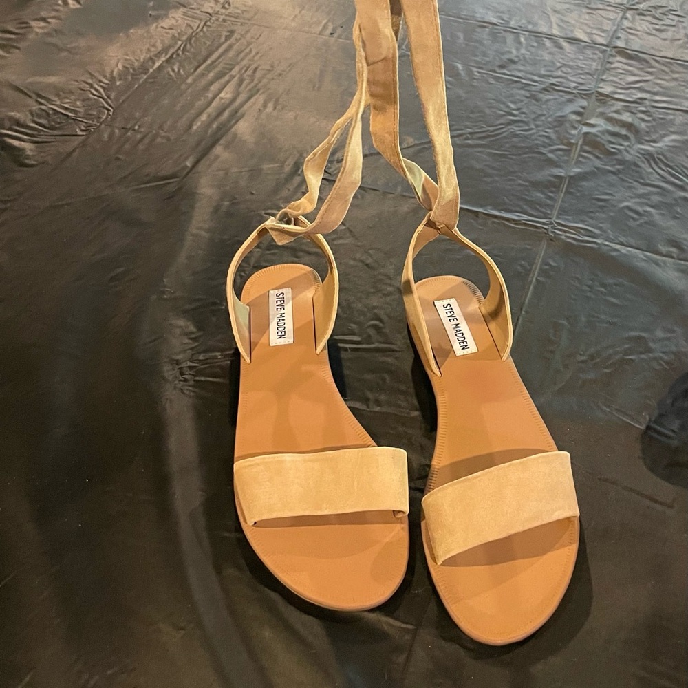 🆕🔥SALE🔥 Lace up flip flops